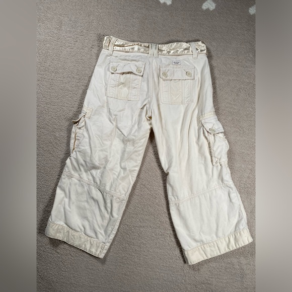 Women’s Abercrombie & Fitch Vintage Y2K cream cargo capri pants Size 2 - Picture 8 of 10